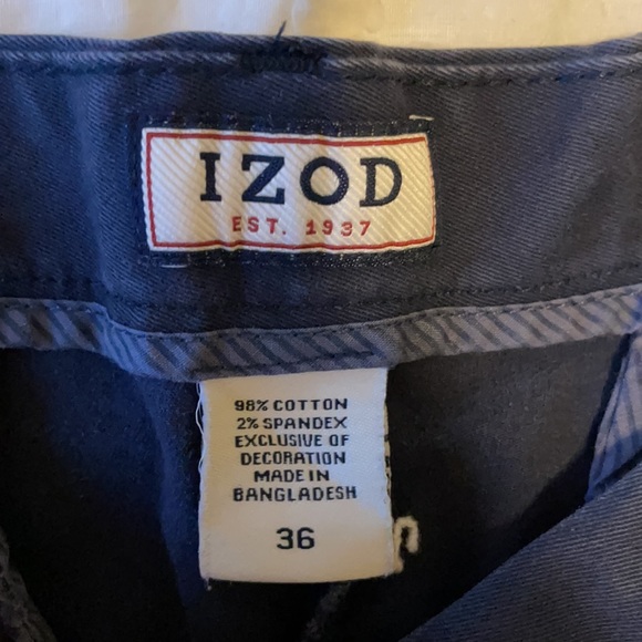 IZOD Navy Shorts - Picture 2 of 4